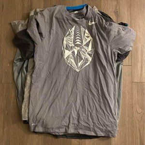 🌼3 for $15🌼 CLEANING OUT MY STOCK (Boys/Mens shirts)